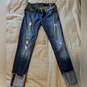 Women’s Super Cute Denim Capris ❤️